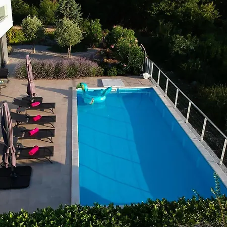 Stunning In Ferienhaus *