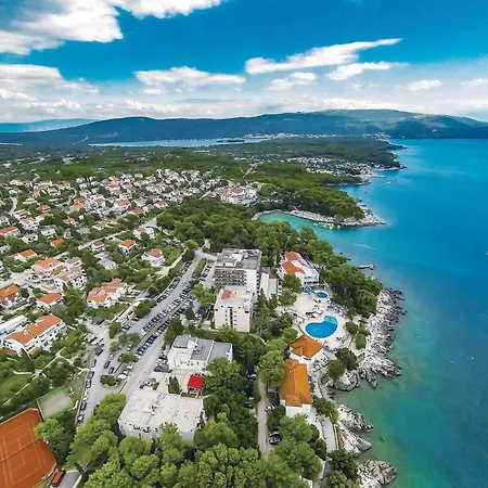 Amazing In With Swimming Pool Malinska
