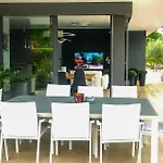 Hébergement de vacances Luxurious In *