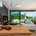 Luxurious In Malinska